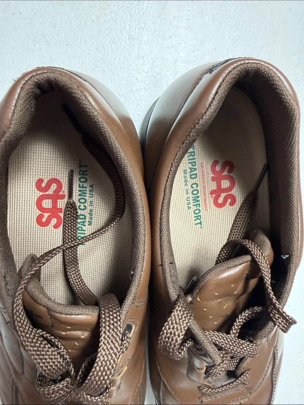 SAS leather lace